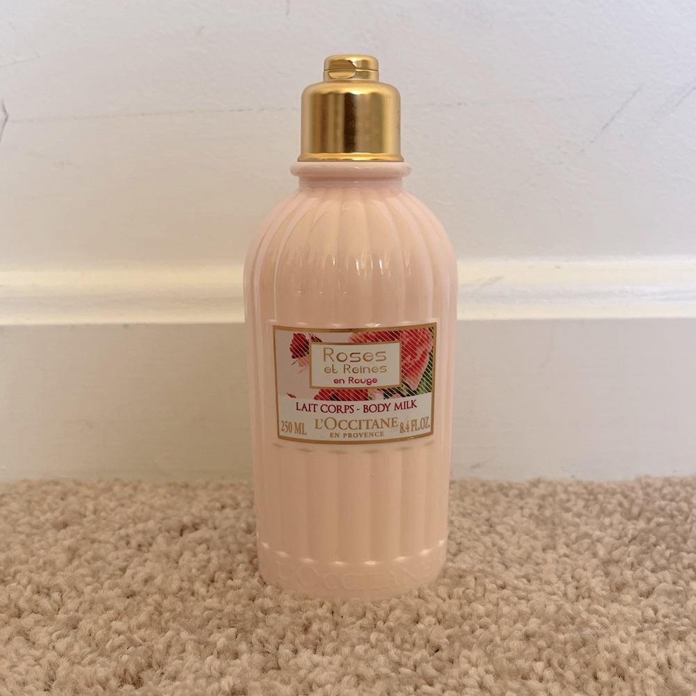 L’OCCITANE Roses et Reines Body Milk 250ml